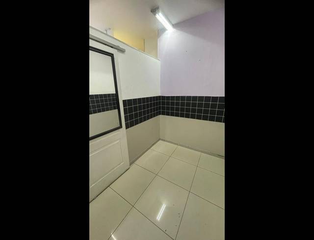 BUSINESS PROPERTY TO RENT IN WIERDA PARK